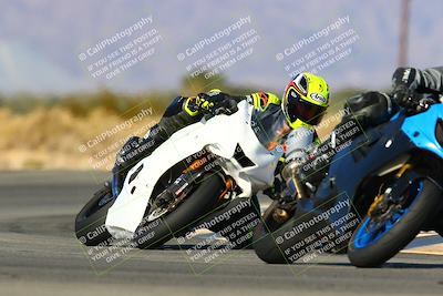 media/Jan-09-2022-SoCal Trackdays (Sun) [[2b1fec8404]]/Turn 16 (11am)/